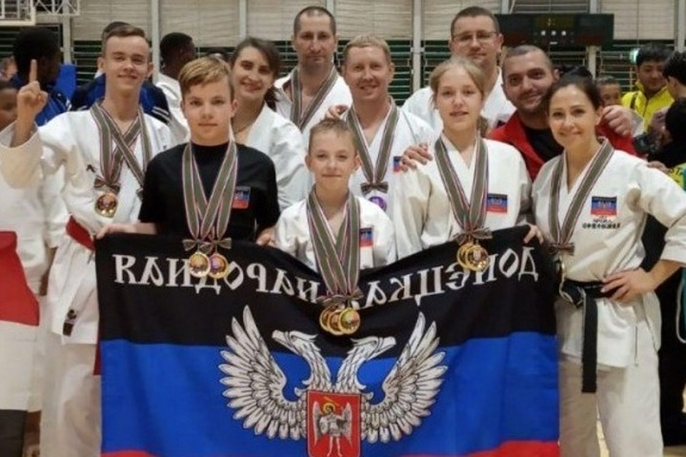 Сборная ДНР по каратэ завоевала 10 золотых медалей на Кубке мира в Японии
