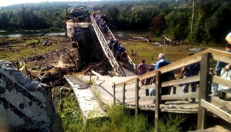 Украина продолжает затягивать строительство моста через Северский Донец