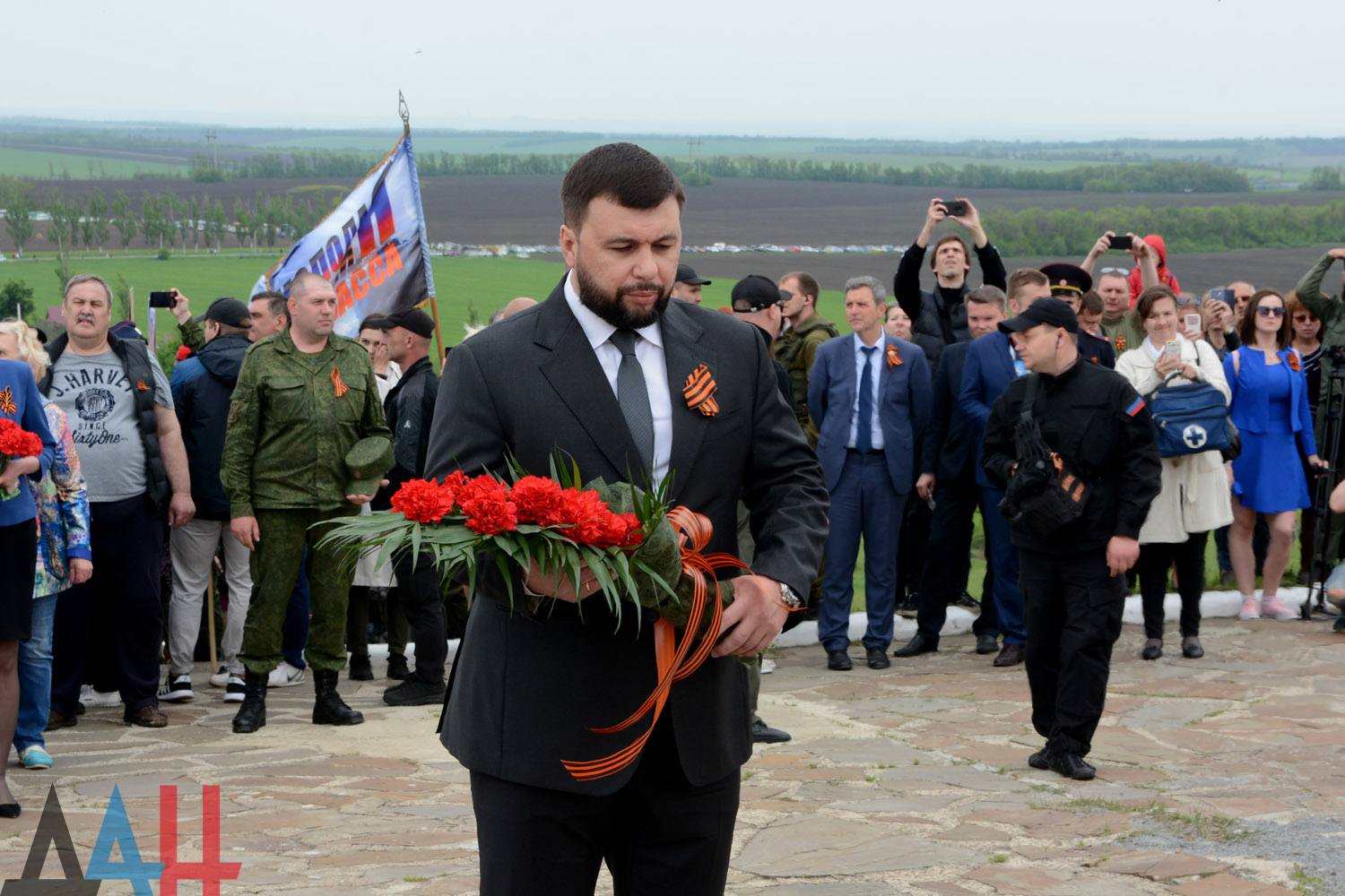 новости днр,денис пушшилин,день победы